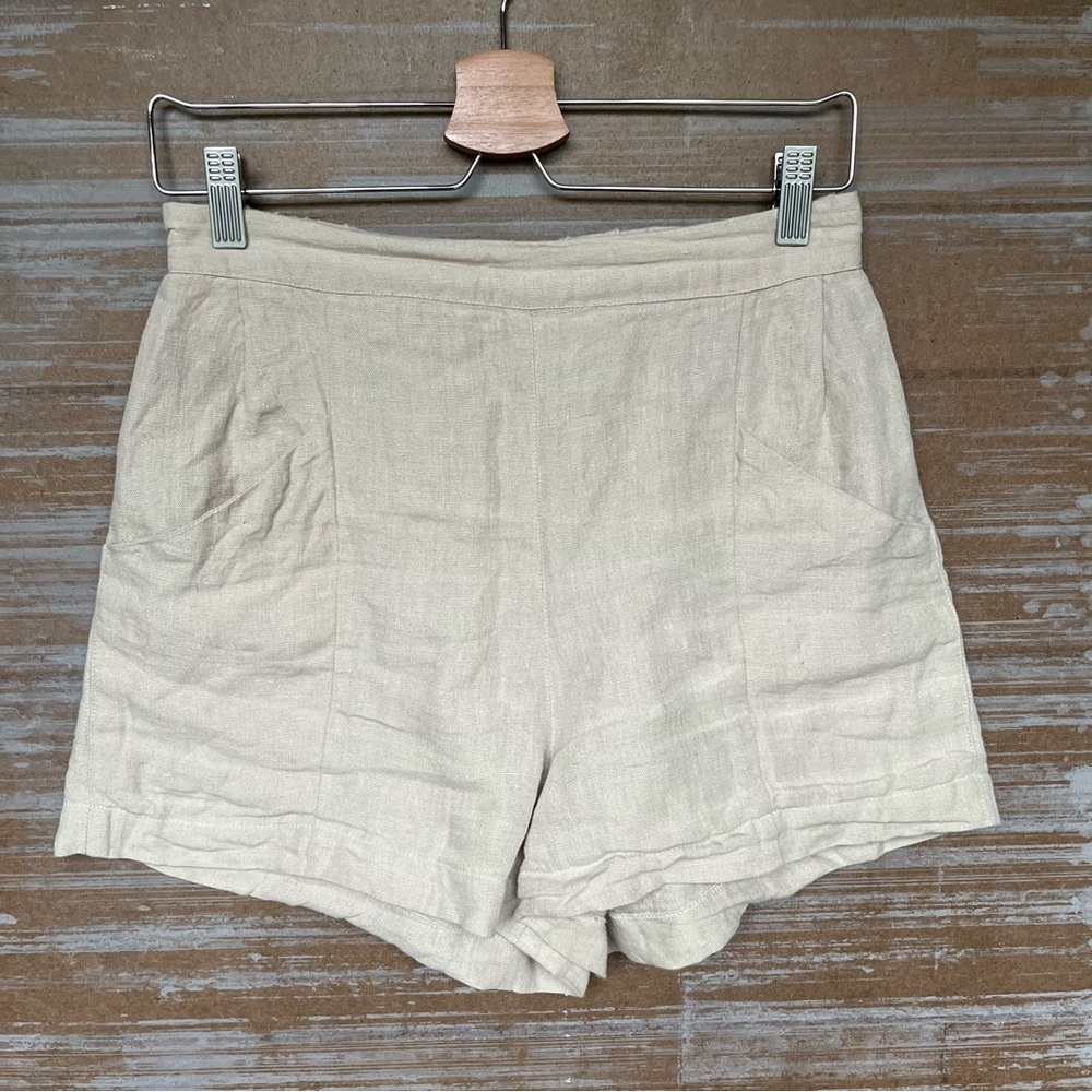 VETTA High Waist Cream Shorts